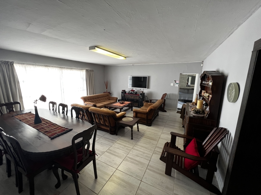 3 Bedroom Property for Sale in Selcourt Gauteng