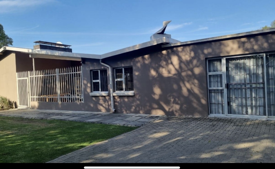 3 Bedroom Property for Sale in Selcourt Gauteng