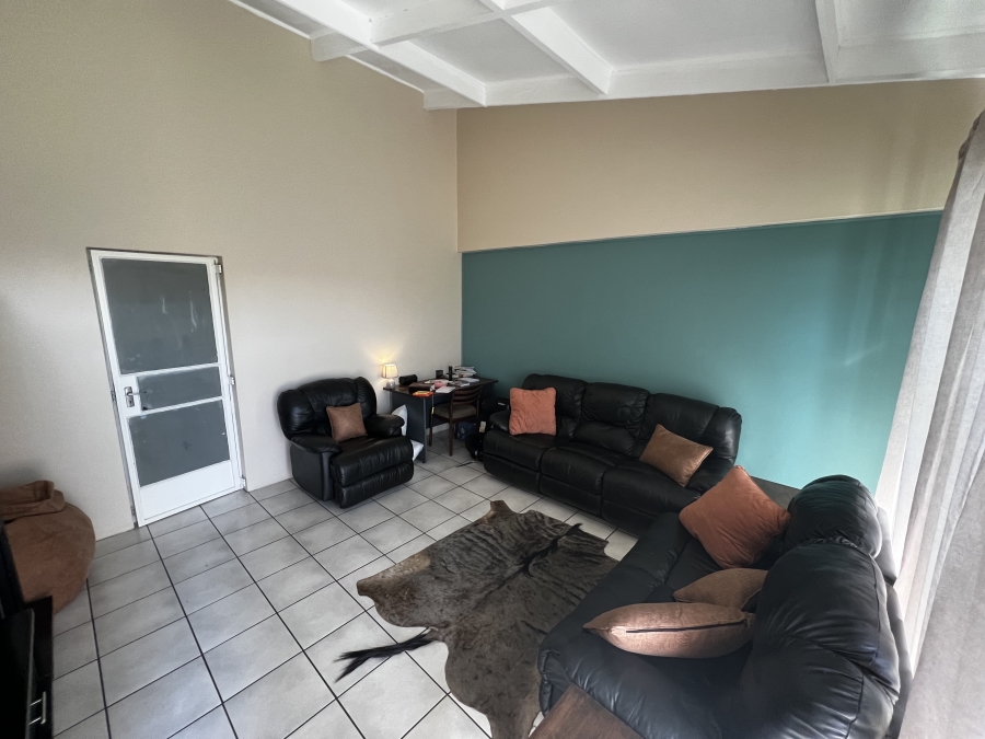 3 Bedroom Property for Sale in Selcourt Gauteng