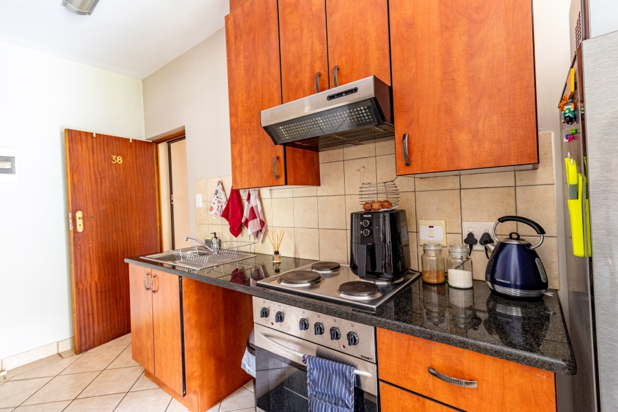 1 Bedroom Property for Sale in Oukraal Estate Gauteng