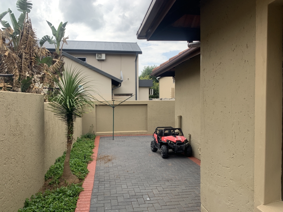 3 Bedroom Property for Sale in Newmark Estate Gauteng