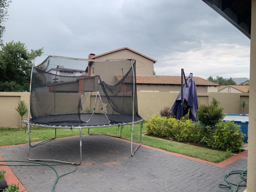 3 Bedroom Property for Sale in Newmark Estate Gauteng