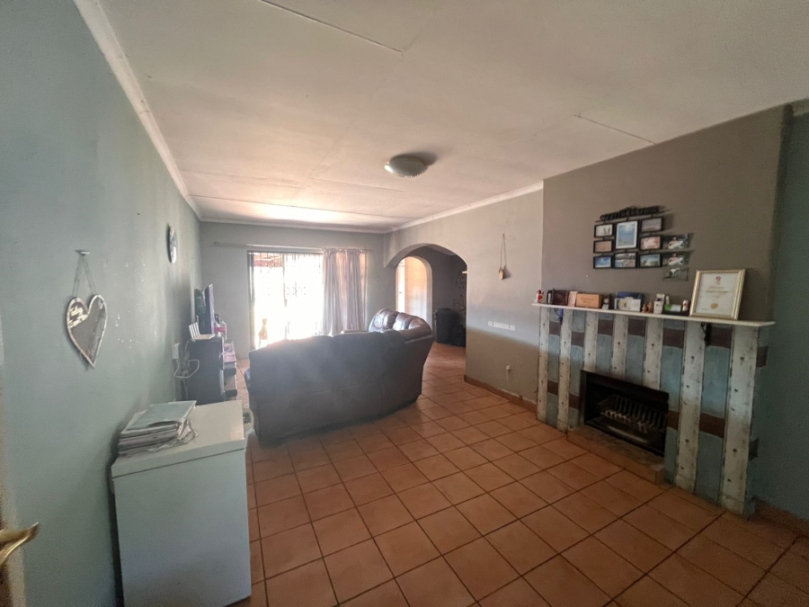 4 Bedroom Property for Sale in Birch Acres Gauteng