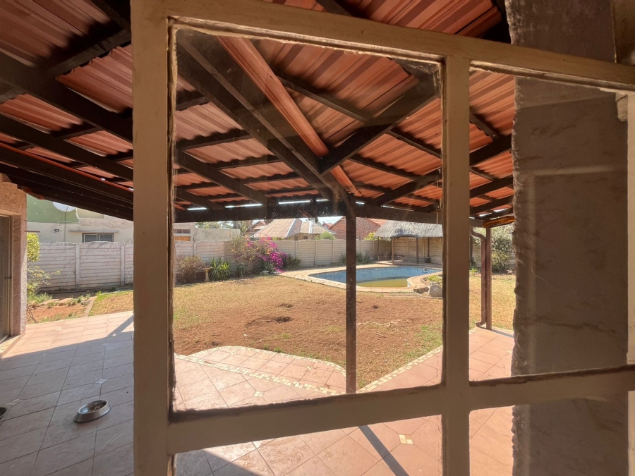 4 Bedroom Property for Sale in Birch Acres Gauteng