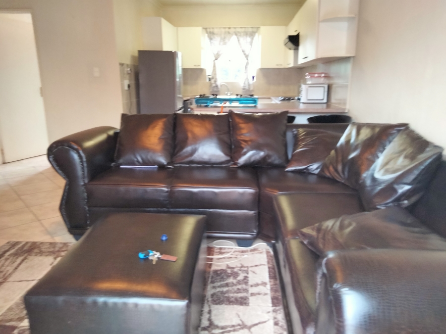 2 Bedroom Property for Sale in Helikonpark Gauteng