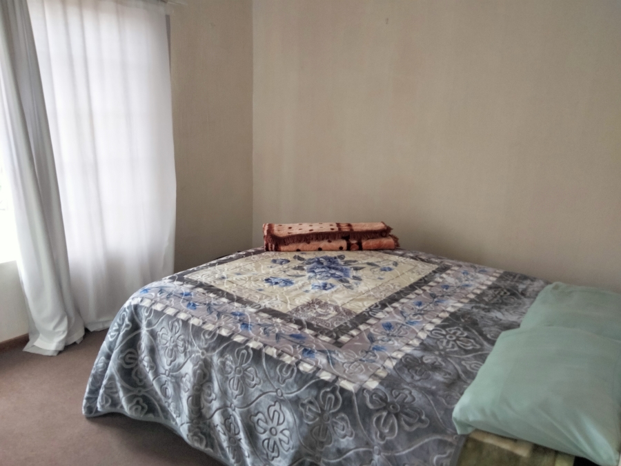 2 Bedroom Property for Sale in Helikonpark Gauteng