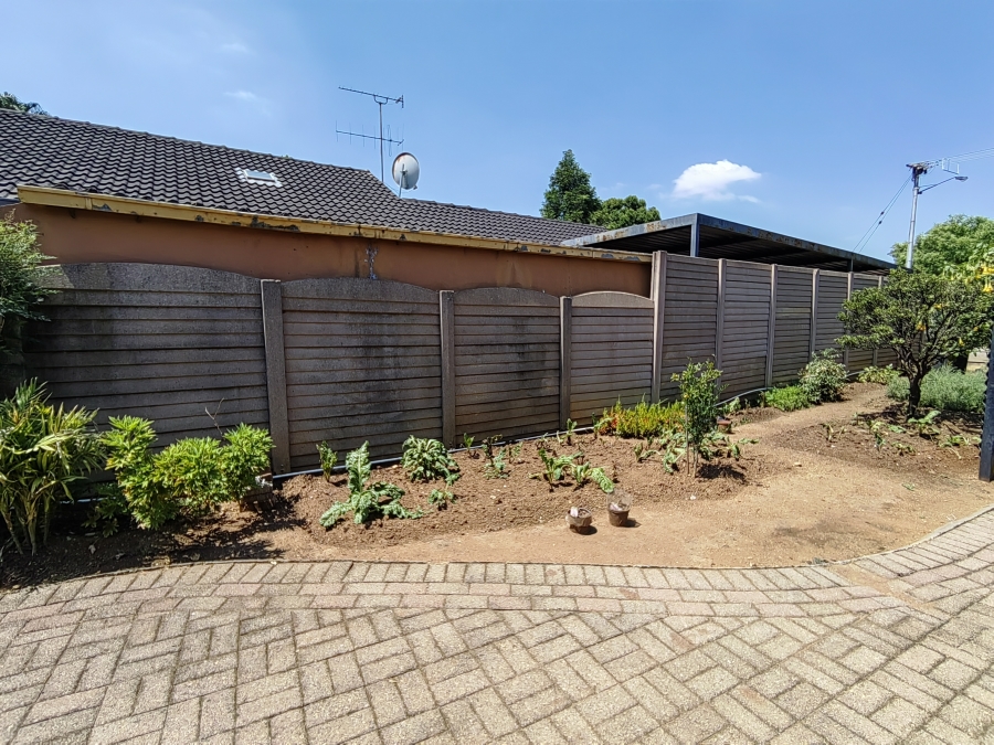 To Let 3 Bedroom Property for Rent in Claremont Gauteng