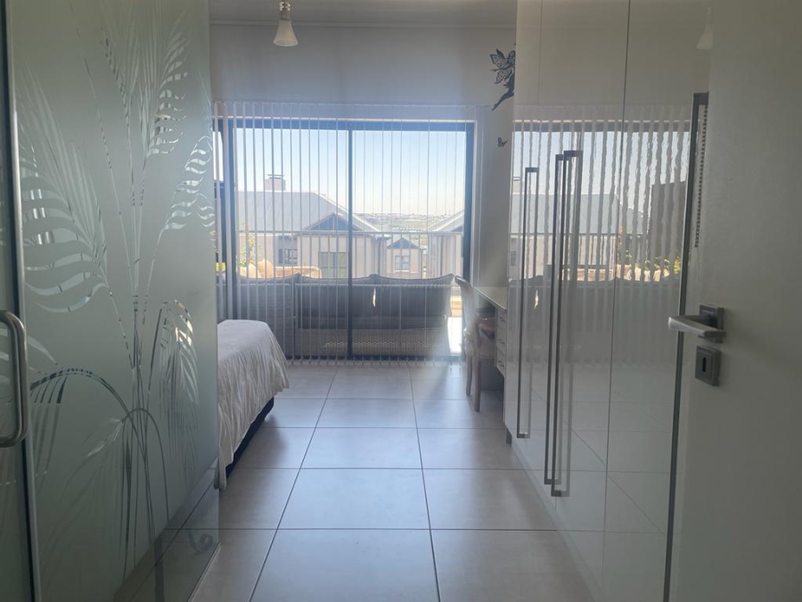 2 Bedroom Property for Sale in The Polofields Gauteng