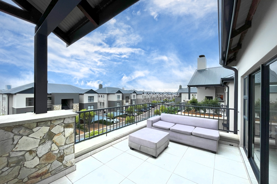 2 Bedroom Property for Sale in The Polofields Gauteng