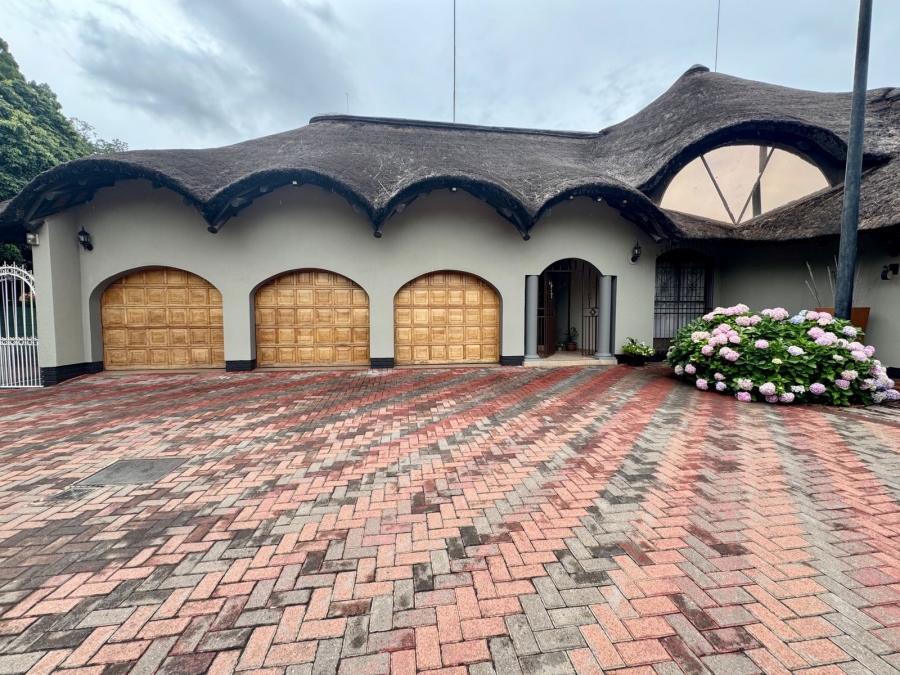 4 Bedroom Property for Sale in Vanderbijlpark SW 5 Gauteng