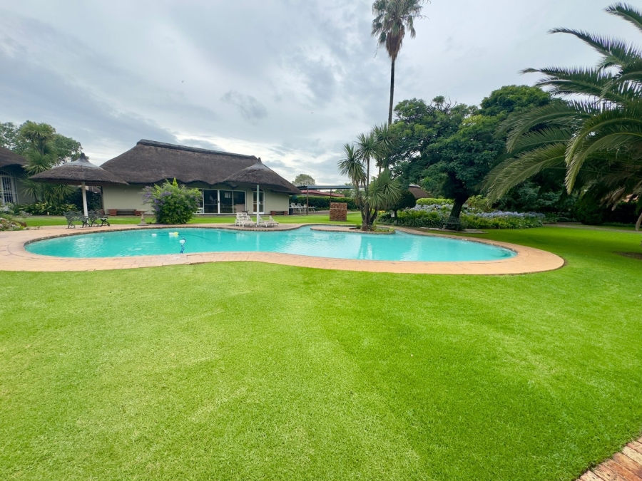 4 Bedroom Property for Sale in Vanderbijlpark SW 5 Gauteng