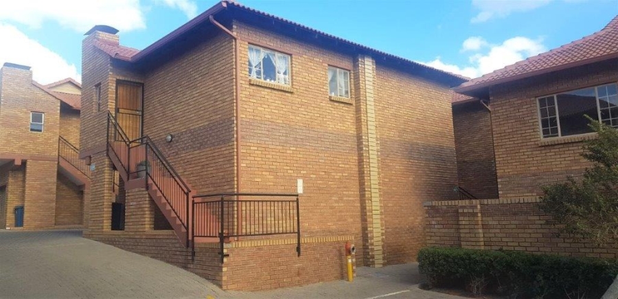 To Let 2 Bedroom Property for Rent in Olympus AH Gauteng