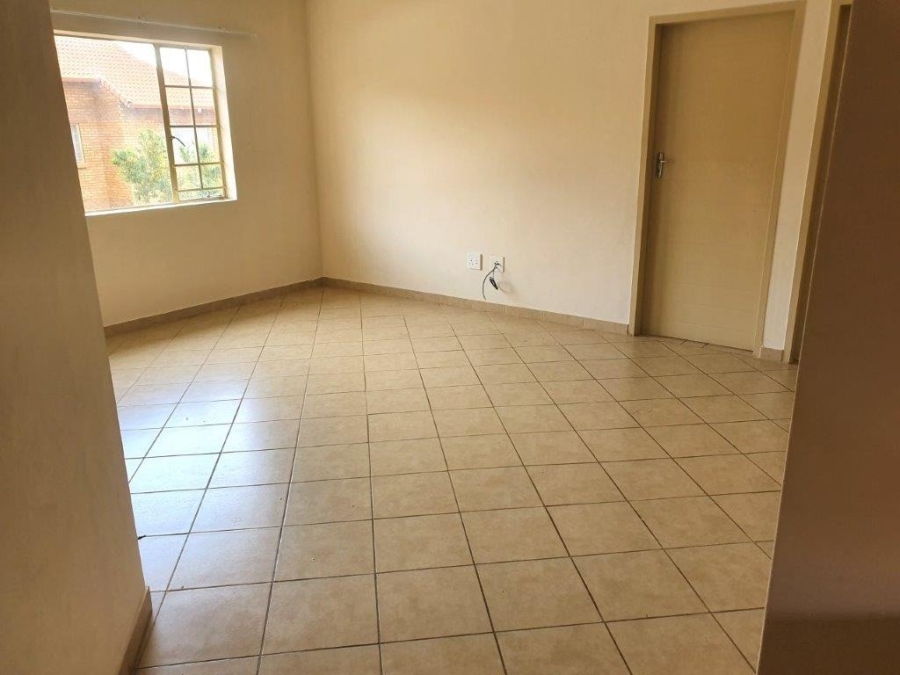 To Let 2 Bedroom Property for Rent in Olympus AH Gauteng