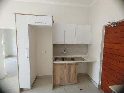 To Let 1 Bedroom Property for Rent in Modderfontein Gauteng