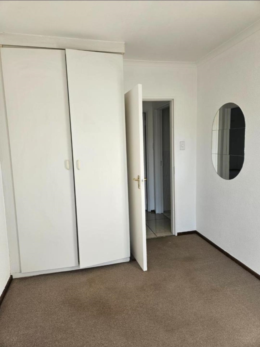 To Let 2 Bedroom Property for Rent in Roodepoort West Gauteng