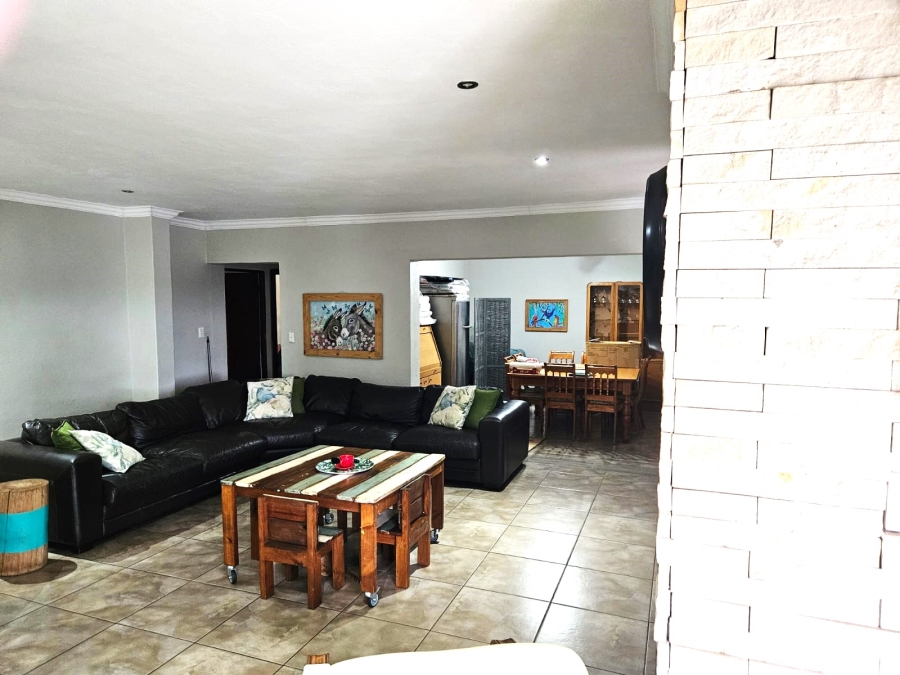 To Let 4 Bedroom Property for Rent in Sable Hills Gauteng