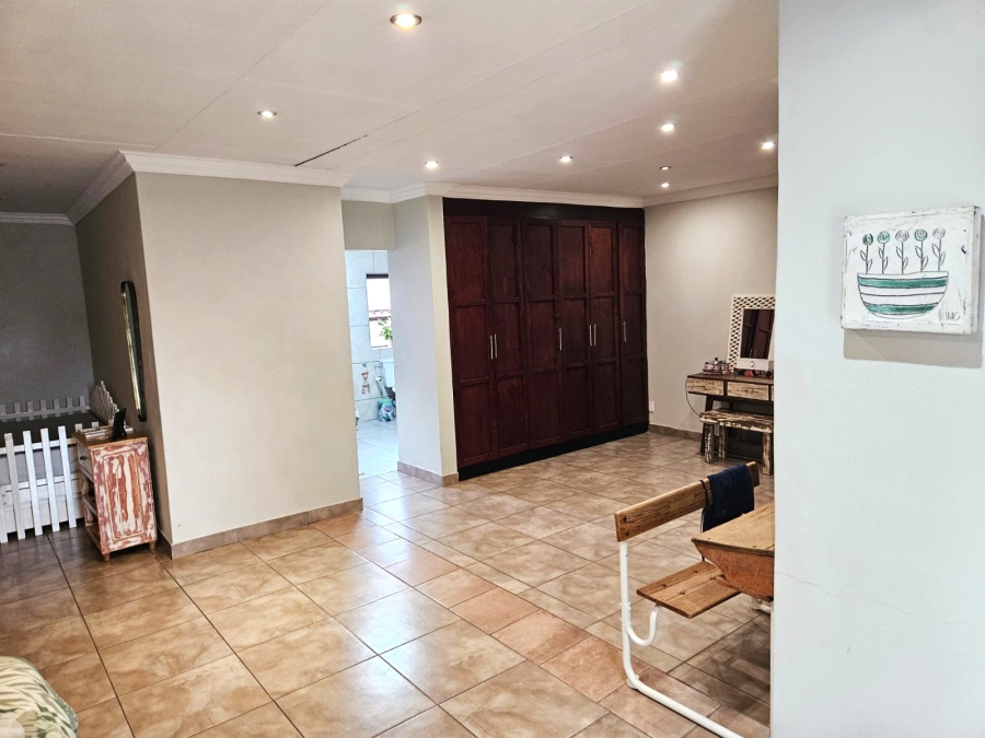 To Let 4 Bedroom Property for Rent in Sable Hills Gauteng