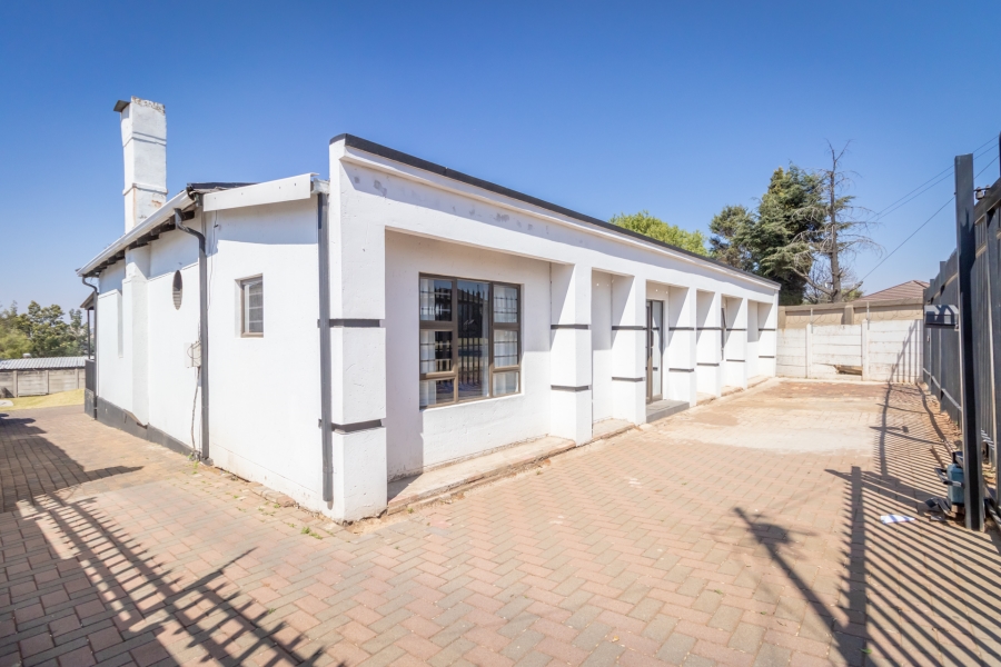 4 Bedroom Property for Sale in Maraisburg Gauteng