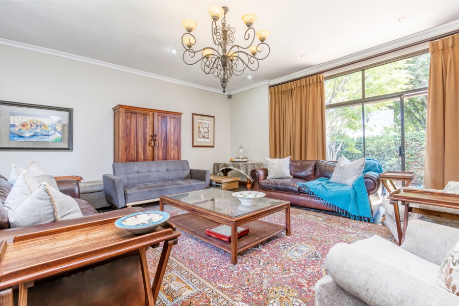 5 Bedroom Property for Sale in Darrenwood Gauteng