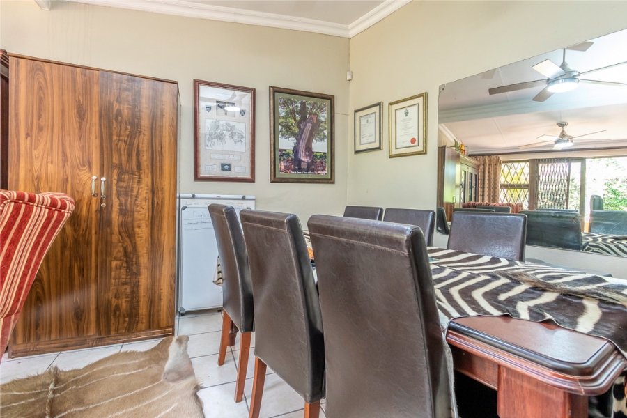 5 Bedroom Property for Sale in Darrenwood Gauteng