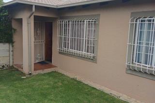 2 Bedroom Property for Sale in Weltevreden Park Gauteng