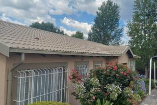 2 Bedroom Property for Sale in Weltevreden Park Gauteng