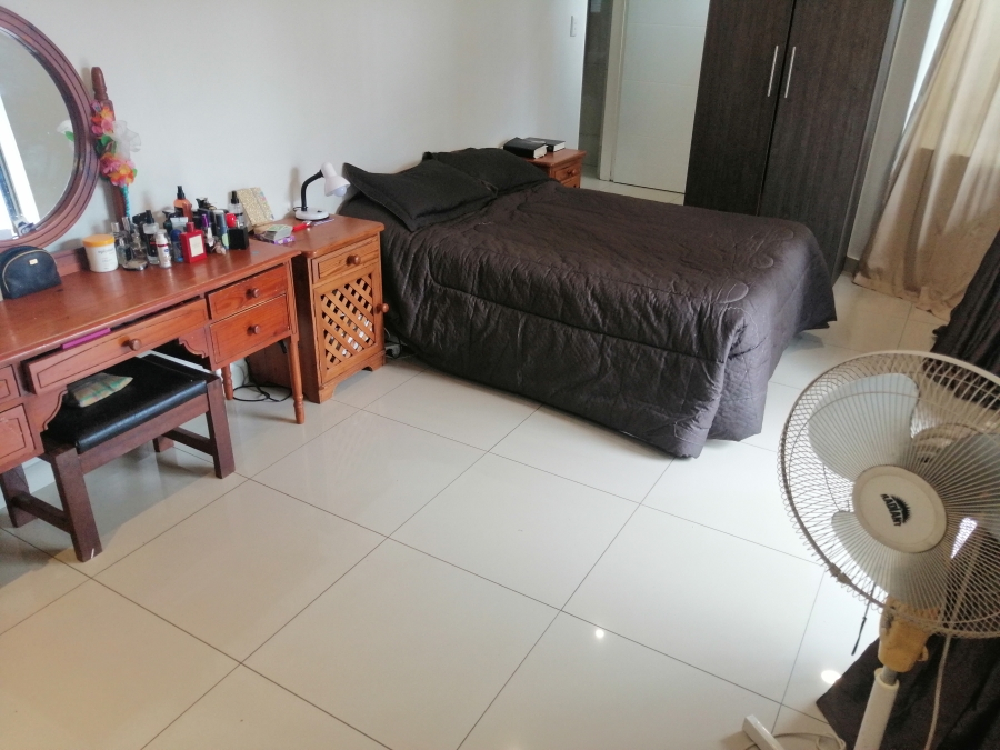 To Let 3 Bedroom Property for Rent in Helderkruin Gauteng