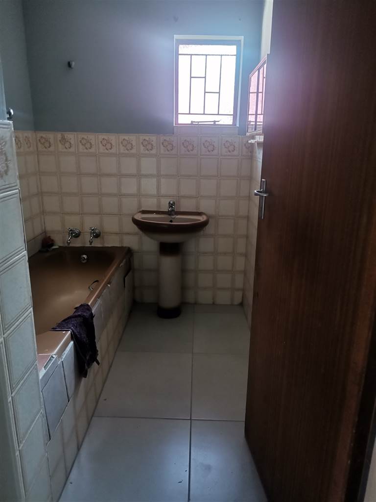 To Let 3 Bedroom Property for Rent in Soshanguve BB Gauteng