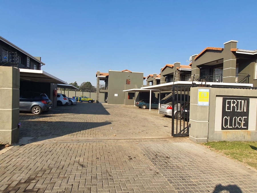 To Let 2 Bedroom Property for Rent in Meyersdal Gauteng