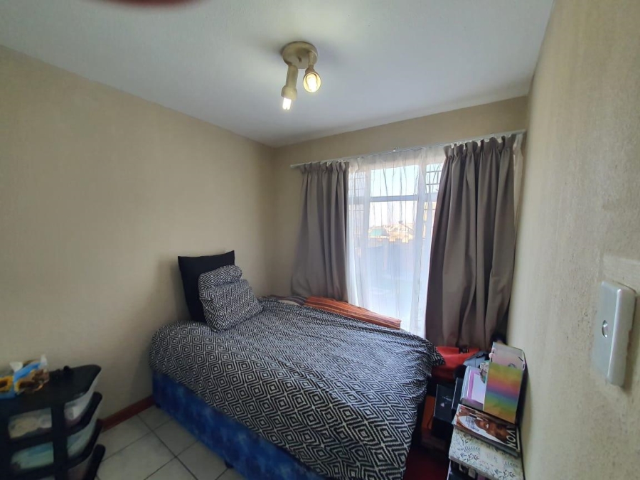 To Let 2 Bedroom Property for Rent in Meyersdal Gauteng