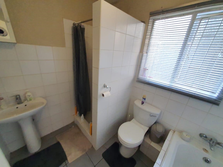 To Let 2 Bedroom Property for Rent in Meyersdal Gauteng