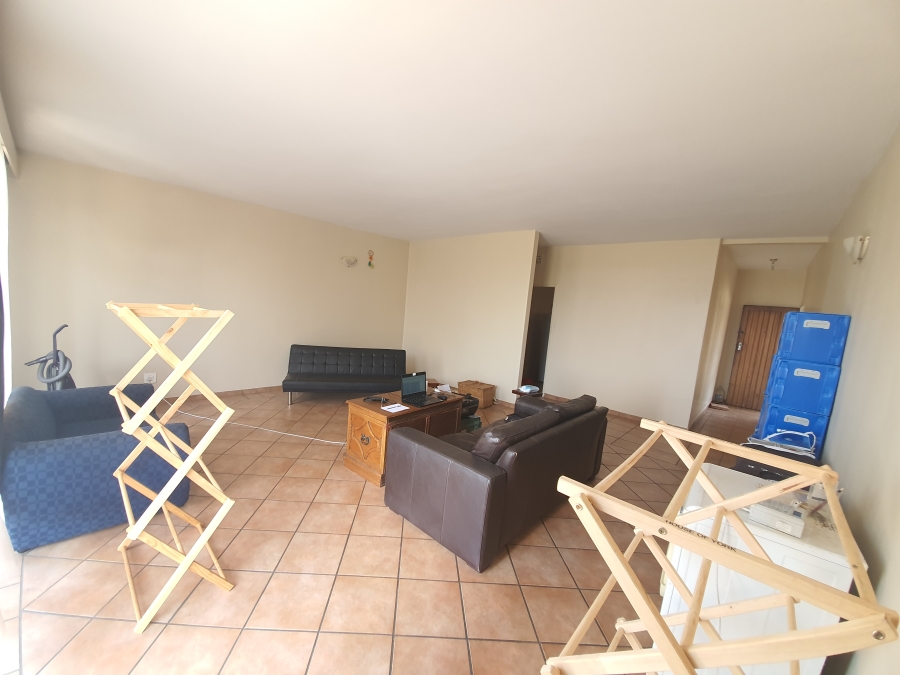 To Let 2 Bedroom Property for Rent in South Crest Gauteng