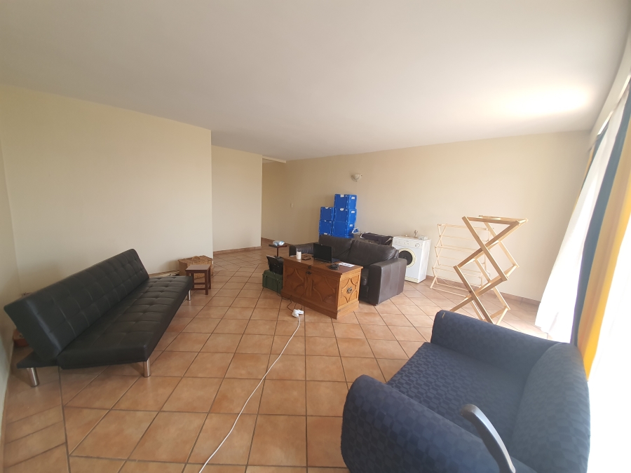 To Let 2 Bedroom Property for Rent in South Crest Gauteng