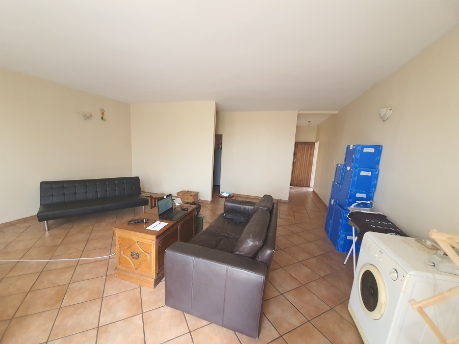 To Let 2 Bedroom Property for Rent in South Crest Gauteng