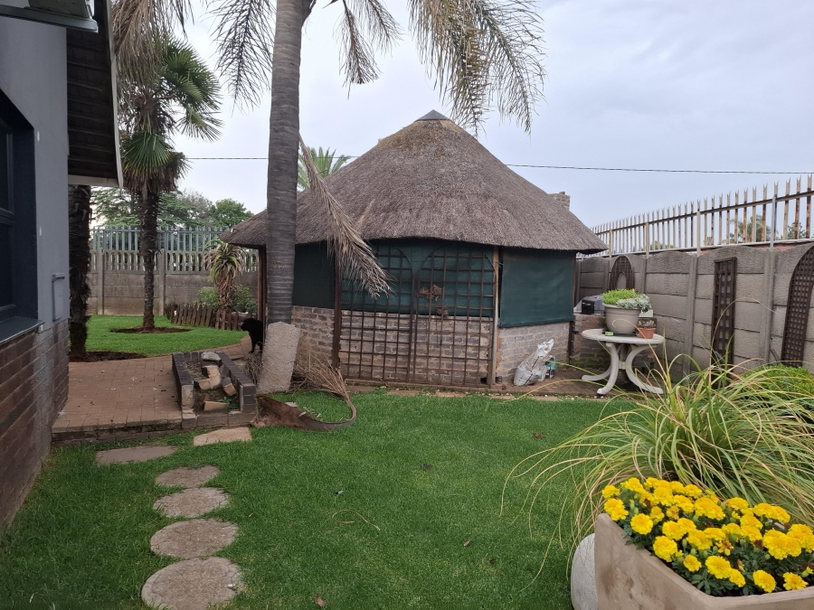 2 Bedroom Property for Sale in Dal Fouche Gauteng