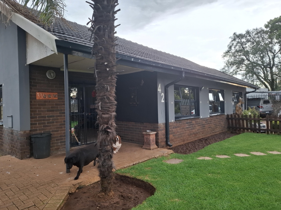 2 Bedroom Property for Sale in Dal Fouche Gauteng