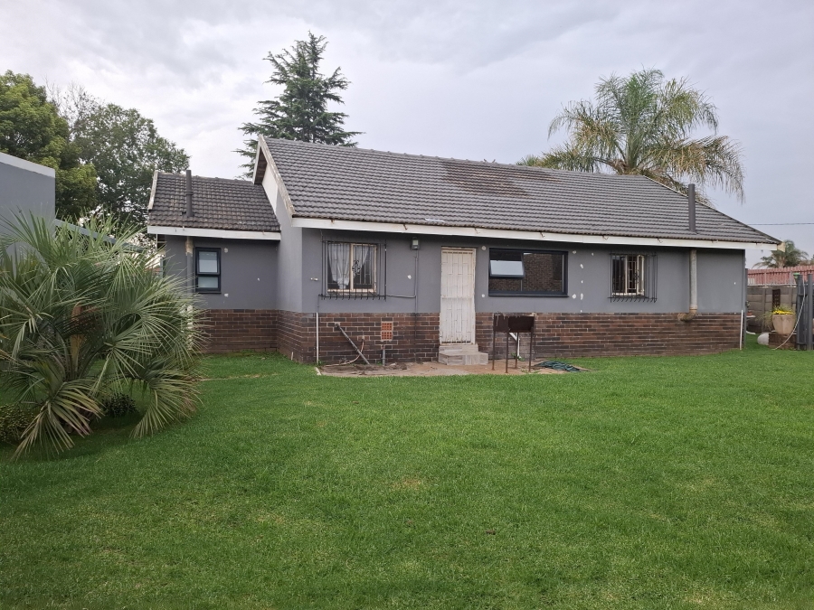 2 Bedroom Property for Sale in Dal Fouche Gauteng