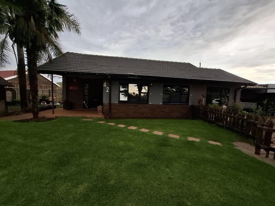 2 Bedroom Property for Sale in Dal Fouche Gauteng