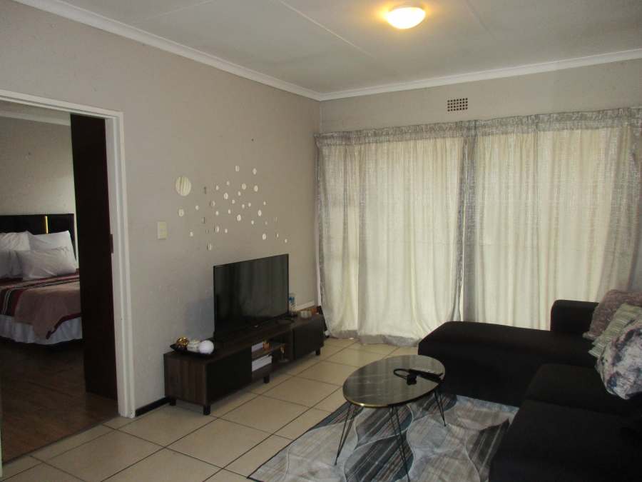 To Let 1 Bedroom Property for Rent in Ferndale Gauteng