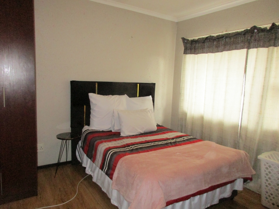 To Let 1 Bedroom Property for Rent in Ferndale Gauteng