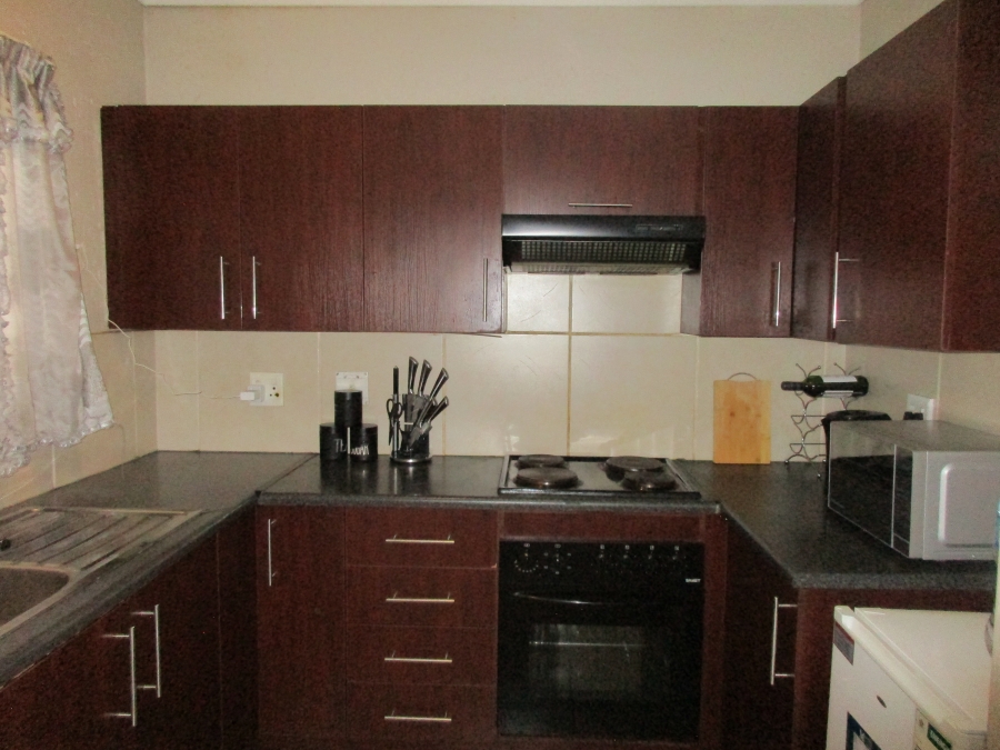 To Let 1 Bedroom Property for Rent in Ferndale Gauteng