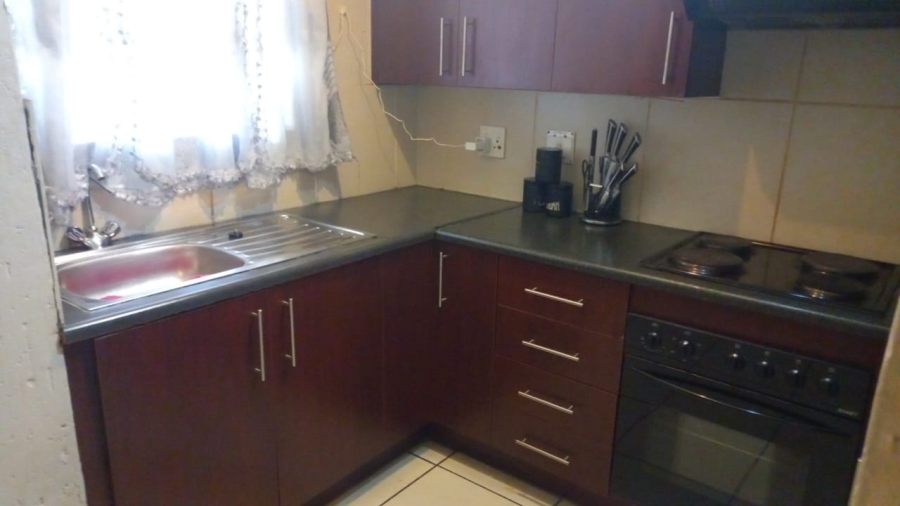 To Let 1 Bedroom Property for Rent in Ferndale Gauteng