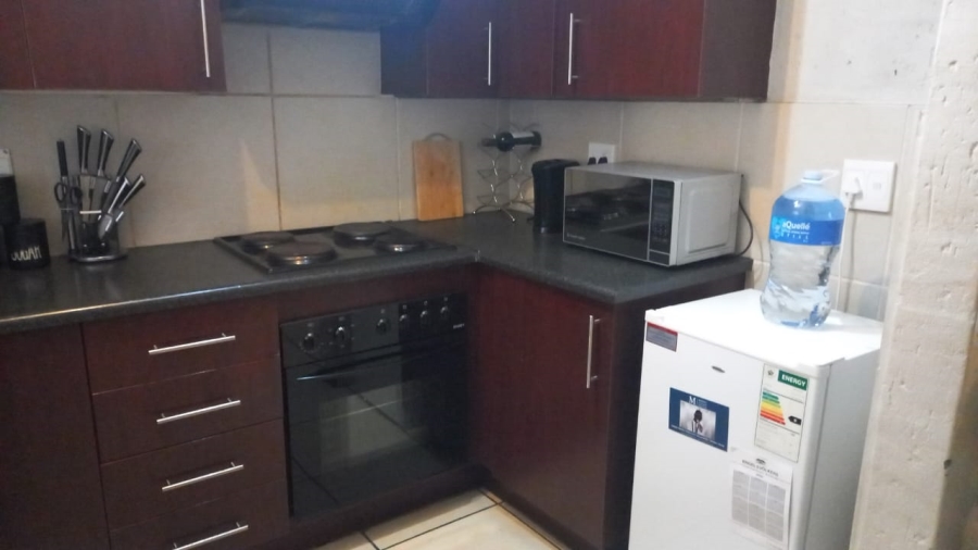 To Let 1 Bedroom Property for Rent in Ferndale Gauteng