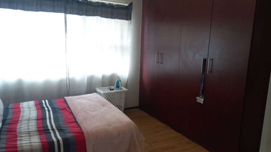 To Let 1 Bedroom Property for Rent in Ferndale Gauteng