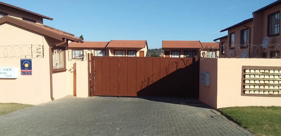 1 Bedroom Property for Sale in Bramley View Gauteng