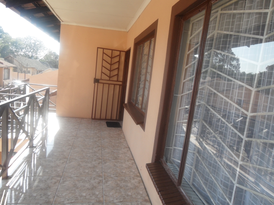 1 Bedroom Property for Sale in Bramley View Gauteng