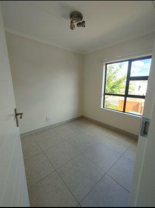 To Let 3 Bedroom Property for Rent in Modderfontein Gauteng