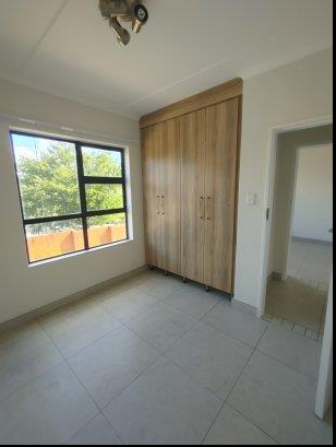 To Let 3 Bedroom Property for Rent in Modderfontein Gauteng