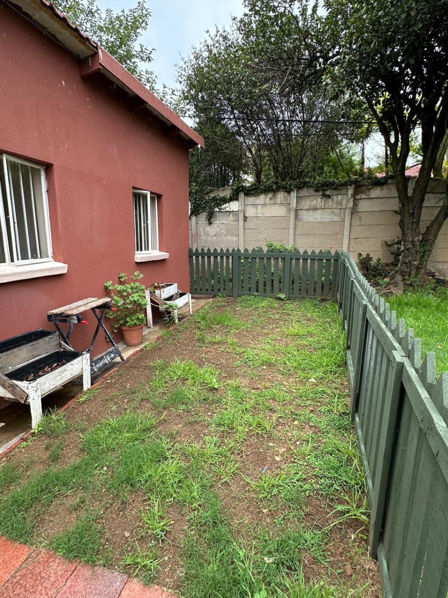 1 Bedroom Property for Sale in Hurlyvale Gauteng