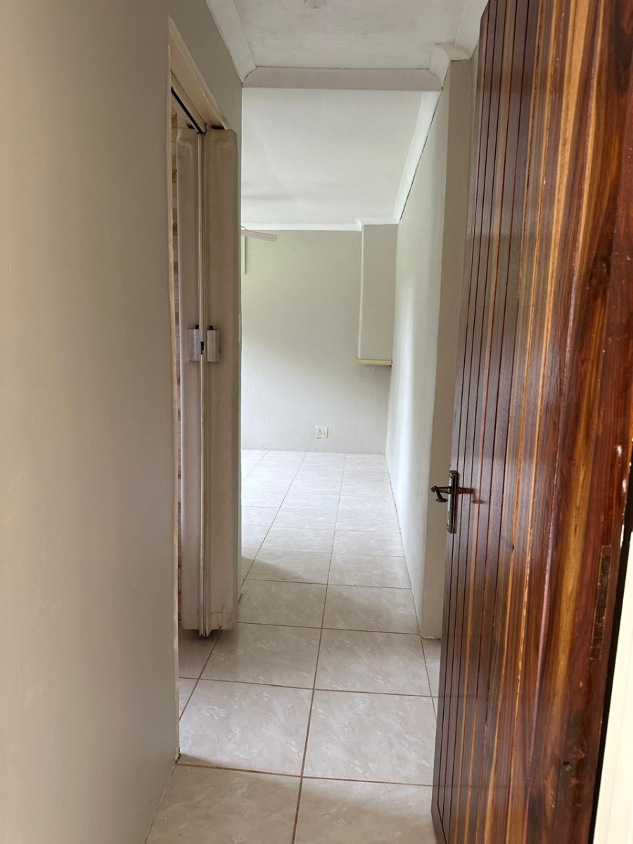 1 Bedroom Property for Sale in Hurlyvale Gauteng